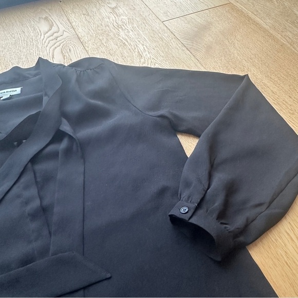 FRANK AND OAK TIE FRONT BLACK  BLOUSE - XS - Picture 7 of 10